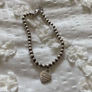 Tiffany Blue Heart Charm Beaded Bracelet.